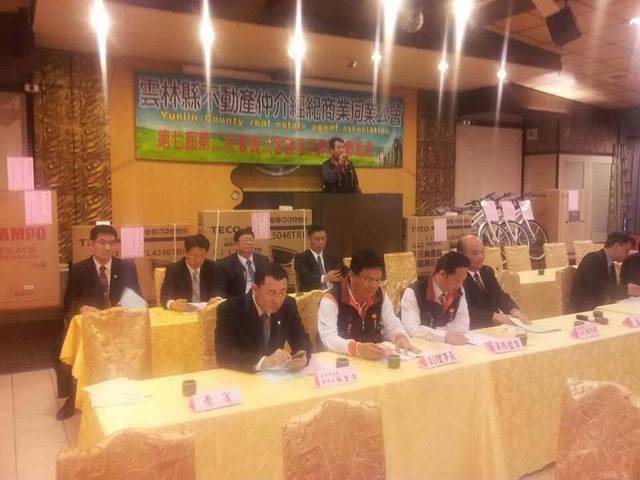 1014714_96a30f6ea9c7ad30396f7c8ed83ad153