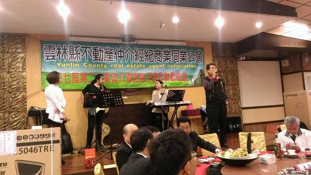 1014718_a31f7586d01af59fdfefcad3030fcd85