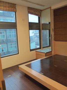 近大安森林公園電梯桃高2+1房