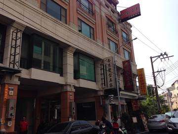 民生商圈唯一全新未住金店面