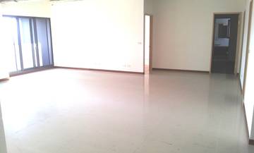 七期最便宜國家歌劇院秋紅谷老虎城豪宅雙平車