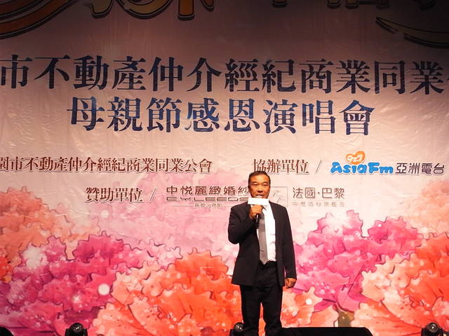 1104612_dbec8cfe126d9a707f9251531f03bc3d