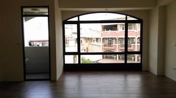 田心路旁美別墅