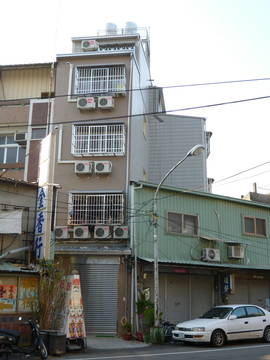 三豐路收租透天