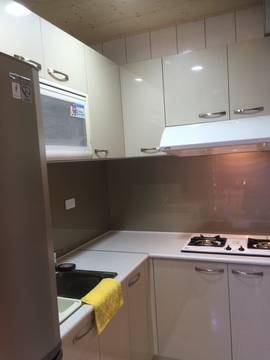 順天香吉士3房車位