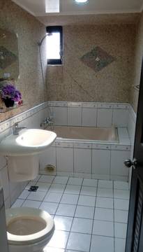 安順東四街3房車位