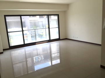 住商雅潭-西屯環中電梯豪墅