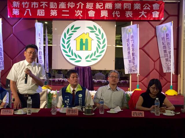 1172076_7cf8bbefe363984b784d048b40c0b46a