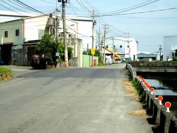 近線東路三面環路美田