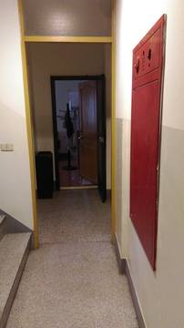 AE306 中正路三角窗店面