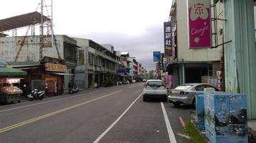 AE306 中正路三角窗店面