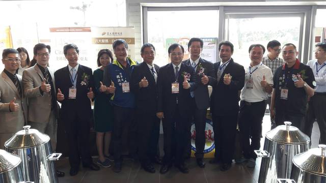 1181780_ad150b60657d4dff80c3fc4cd80f7076