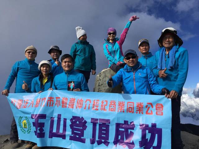 1187027_f2f64556b11bc935d8da783e7a5eb689