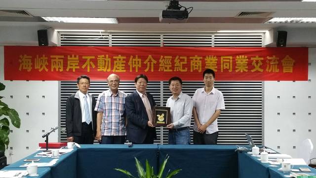 1208468_868b6b13580a6aae3a3ce7cd89dd4d06