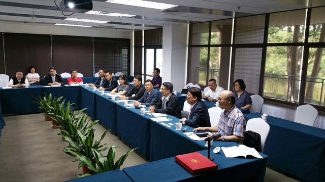 1208473_6dc8311aec1c3e440784aa2c02ab5cd4