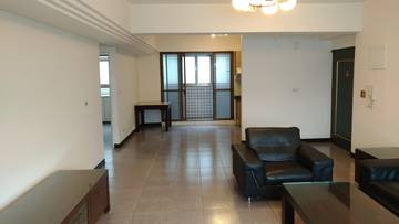 方正大器3房平面車位