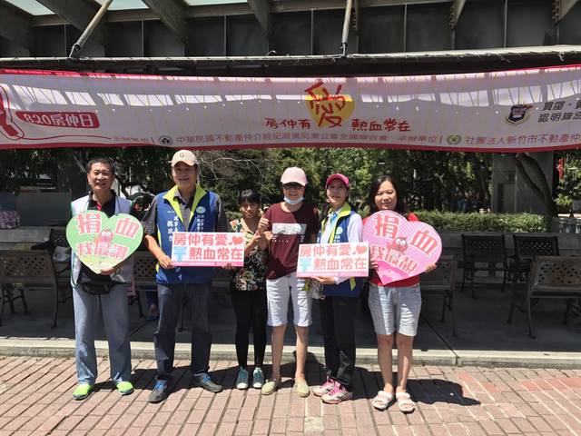 1222129_c3464640aca72efab4c07ea2007dc621