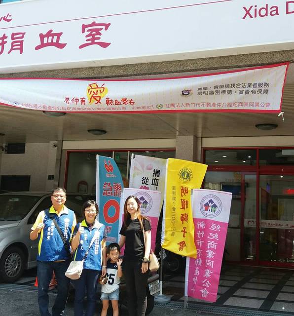 1222133_2d967fb089c4c43ab215495ccb84b1c8