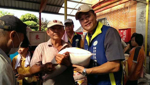 1227990_da7d295f5260831d7c8ed51729713f6c