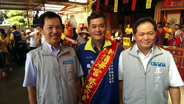 1227996_84237fbe25df26f53d0feecc7bfb28eb