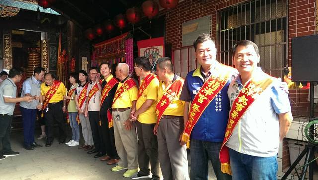 1228000_c08546b735cfc039ff46a1730485fa43