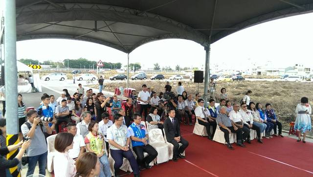 1228368_312c1371441e26564d3356d0cd7453c2