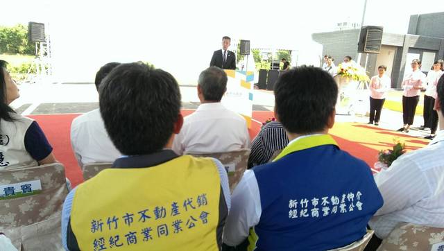 1228370_89b3b1369abe7465a8f55ab0a44e556d