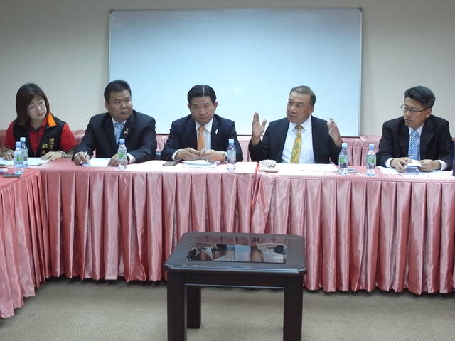 1231716_f6baa23030ff1709952757044d72e861