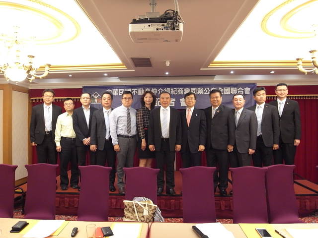 1231726_76ee8fa75be4d238f02676c180d285a3