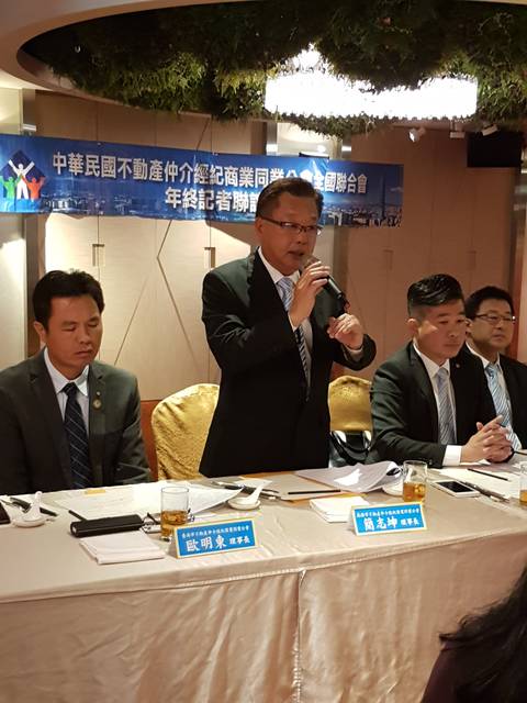 1235367_35da025e4d40abbfc89b61d3db8c0127