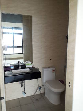 AE315  長治中興店面