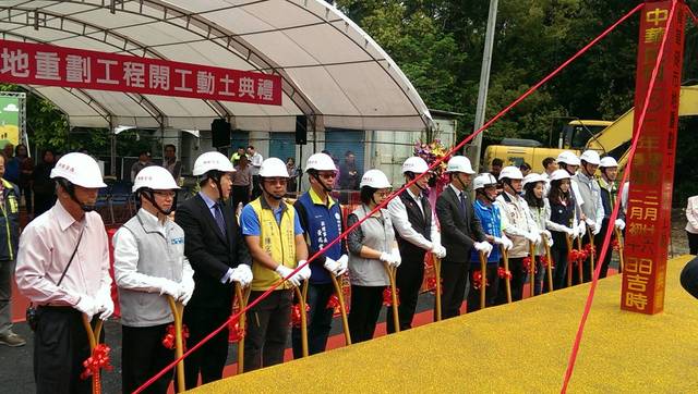 1242614_f8a56488f3112dcf475d0f06cb72aa75