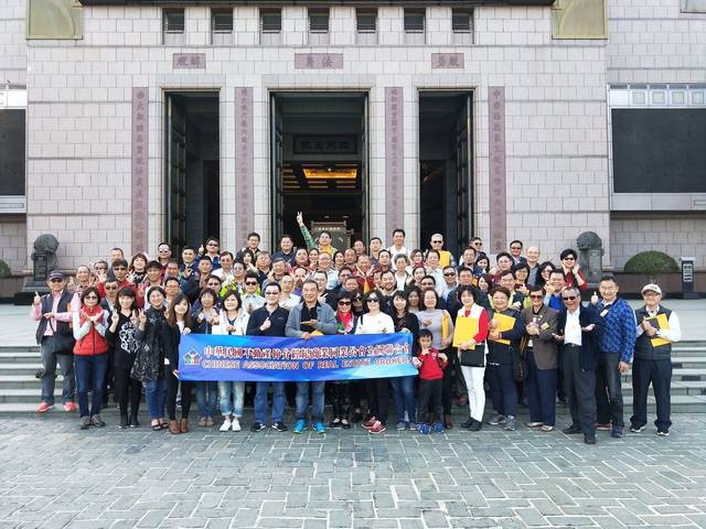 1243015_b1ee9dba2f745697ab90c7251a6d55c2