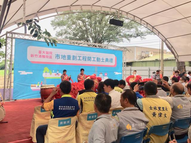 1250560_c82ad31b80dd495842943f643dc6ba77