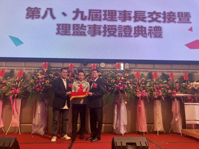 1253830_89bcec28764087da638939681201dd60