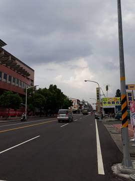 AE325 廣東路店面