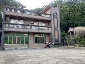 獅潭獨棟超大透天