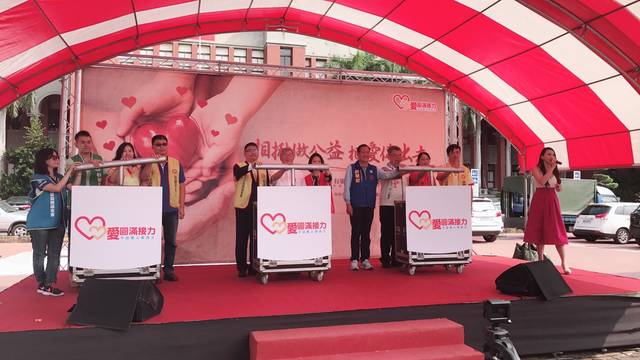 1265167_2e6d617041998d7c5c43dd446af50f9d