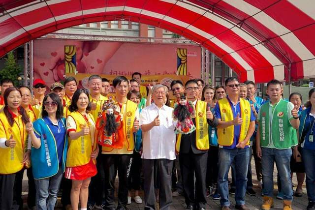 1265311_f44a2f6b93351b2c9b6a25f27dcec4bc