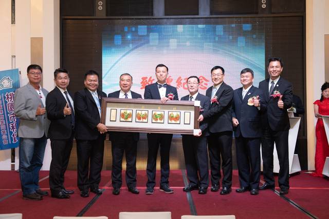 1266134_35bbc372f7f38f571febaf773d56ffc5