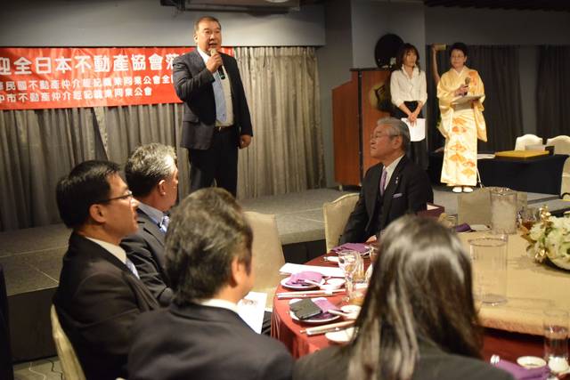 1268639_6b9ba6f8abcbcf2c1d3ea2e9ffdd5b92