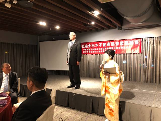 1268641_4ac769d5c245a87e1bd0b7c45a89e700