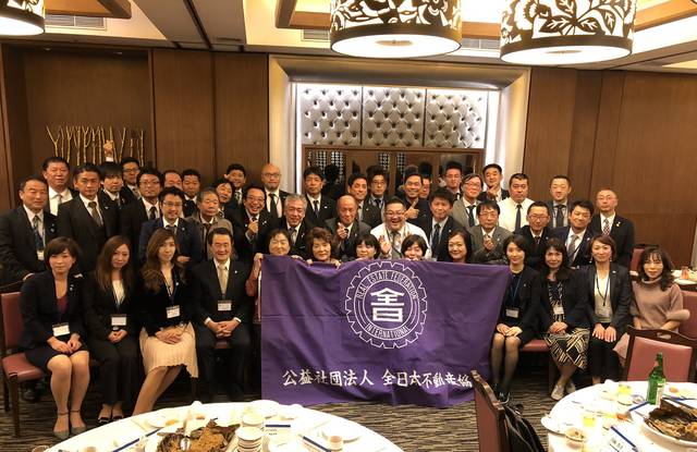 1268651_5a1179fe5430b09828b3329f6003d6c5