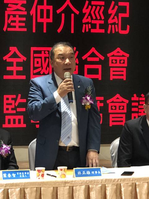 1268680_c4d7b0b29b3bb1dd6fe326d5902a76b3