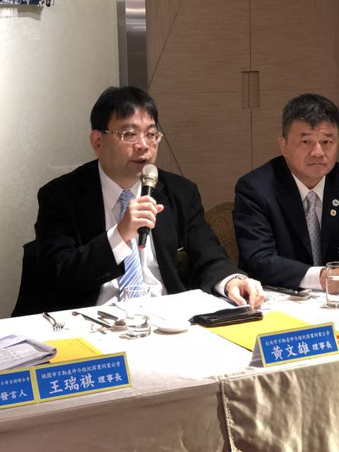 1268941_bb833335ae28c226c0033fd003cd4078