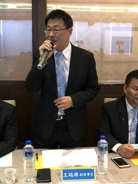 1270535_c392b158a0da7b4dc79d4d66d3481125