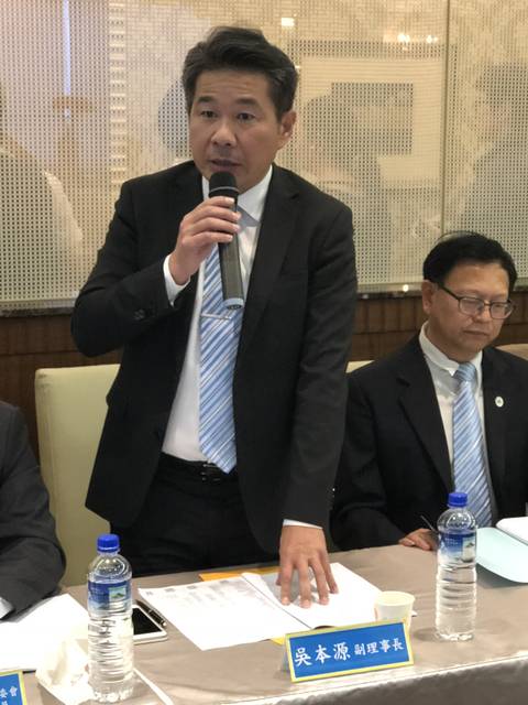 1270540_df494ecbba509387de9382f2511a938f