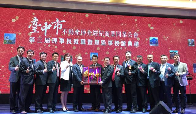 1270856_a065cc37800dc79e96067b615667372e