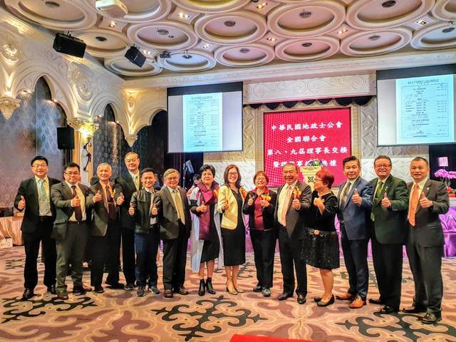 1275873_ecb79c2a4728020bcd13d718f8bee402