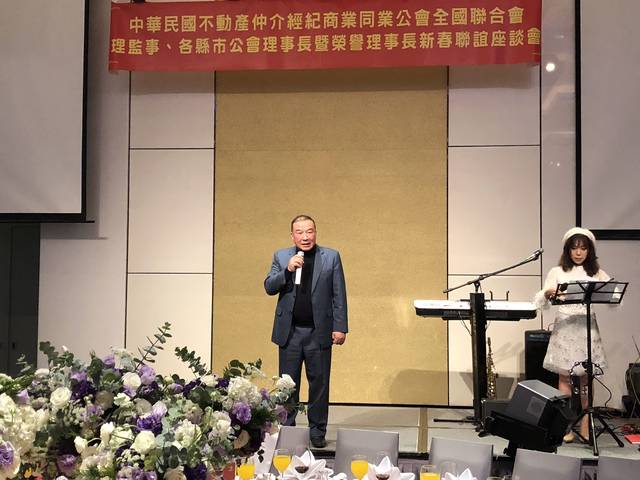 1277288_1568068ed50f06d2972d2ec66d481a33